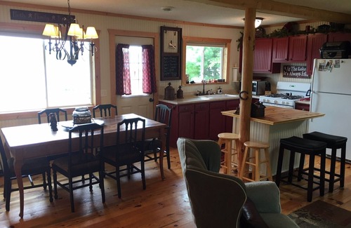Hillman Cabin | Fun summer getaway, beach, fishing, water sports, clean lake, scrapbooking