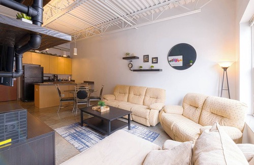 Short North Condo | Funky 1BR Studio w/Parking | Heart of Short North