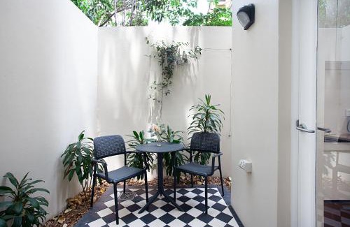 Lewisham Apartment | Funky Inner West Studio with Private Patio