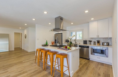 Southeast Anaheim House | Funtierland + Maverick + Wifi + Pool + Pet Friendly