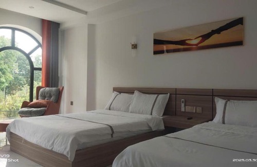 Duc Hoa Hotel | Furaton Hotel