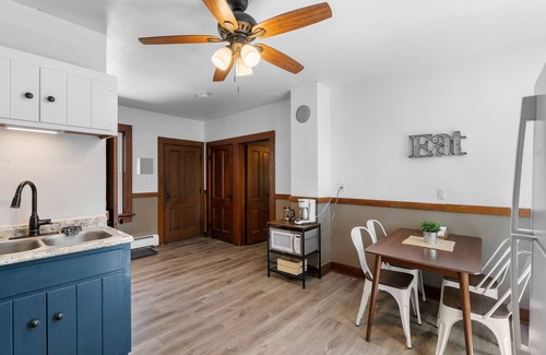 Grafton Other | Furnished 2 bedroom Farmhouse in Grafton-Pet Friendly