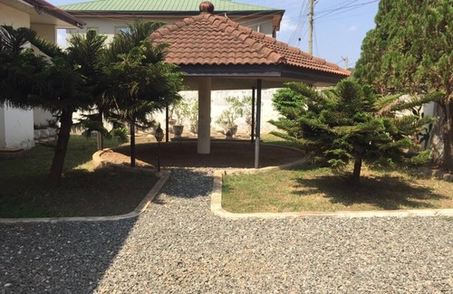 Accra House | Furnished 5 bedroom and 2 boys quarters house
