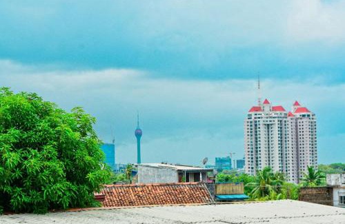 Sri Jayawardenepura Kotte Apartment | Furnished apartment at Colombo suburbs Nawala