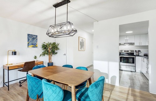 Milton Park Apartment | Furnished Apartment - Downtown Montreal - 2 BEDROOMS SUITE
