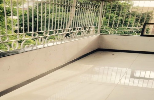 New Alipore Apartment | Furnished apt w. 2 bed rooms in New Alipore area