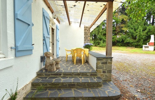 Oizy House | Furnished Bungalow in Monceau en Ardenne with Garden, Barbecue