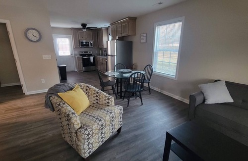 Salisbury Apartment | FURNISHED Corporate Apartment - 5 min to I85 and Hwy 29. Travelers Haven