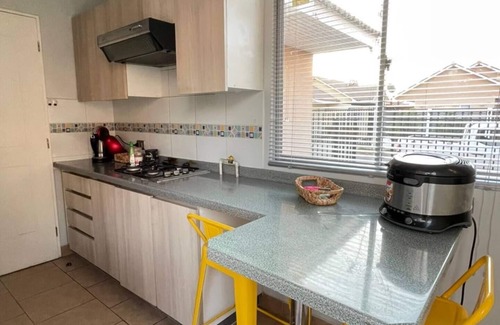 Bouvet Island House | Furnished house in residential area
