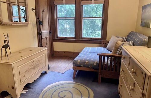 Town of Clermont House | Furnished monthly rental, near Rhinebeck & BARD - A "Modern Country Classic"