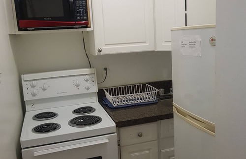 Church and Wellesley Apartment | Furnished Studio Apartment in Downtown Toronto