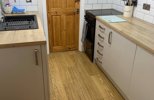 Heacham Cottage | Fuzzy Duck Cottage. Over 100 5 star reviews on Trip Advisor. Sleeps 4