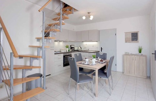 Trassenheide Apartment | * FW 6 upstairs with a large balcony - * Ferienwohnungen Wiesenblick
