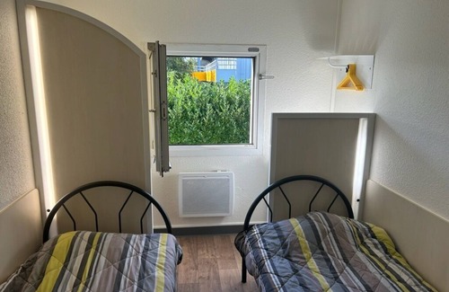 Saint-Pol-sur-Mer Hotel | FYL Hôtel Saint Pol