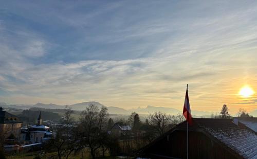 Seekirchen am Wallersee Apartment | Gästehaus Seeblick Penthousewohnung