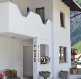 Zwieselstein House | Gästehaus Judith