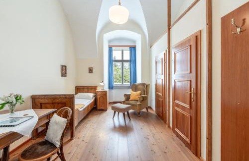 Altenburg Bed & Breakfast | Gästehaus Stift Altenburg