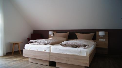 Obersulm Apartment | Gästehaus Winzerhof am Schlierbach