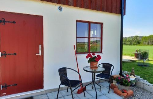 Alvhem Apartment | Gårdslägenhet nära Göteborg