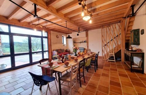 Le Cergne House | Gîte écologique de charme au Cergne, idéal famille et randonneurs - FR-1-496-351