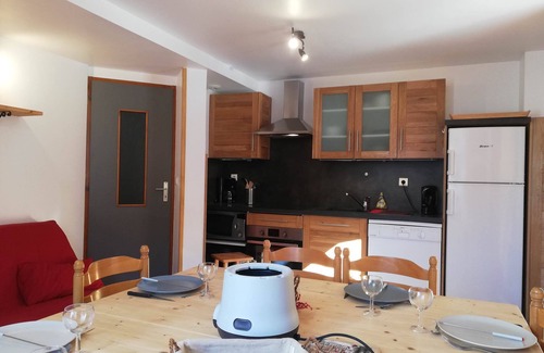 Valmeinier Apartment | Gîte 1- 8 persons- 4 bedrooms- Covered terrace