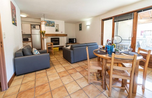 Saint-Rome-de-Dolan Cottage | Gîte 2-4 pers. aux Vignes