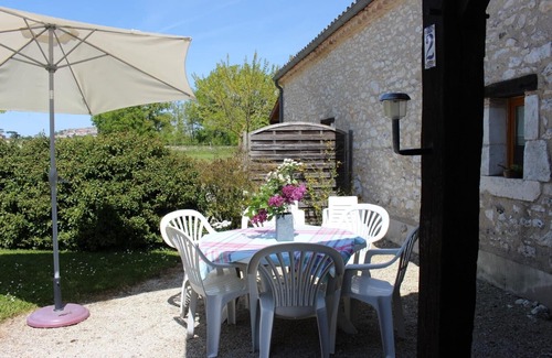 Monflanquin House | Gîte 2 - "Les Laurières" (GITE CLIMATISE)