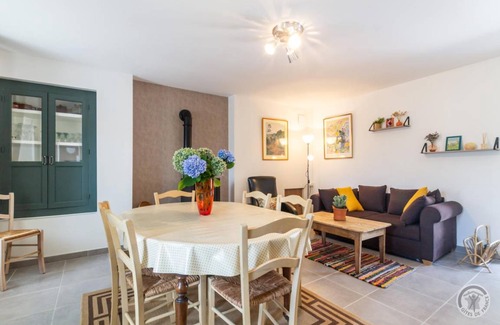 Denneville House | Gîte ∙ 3 bedrooms ∙ 5 guests