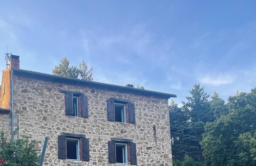 Satillieu House | Gîte 4 Saisons (14 pers.) : Calm, Forest & Unforgettable Adventures, Domaine Solio