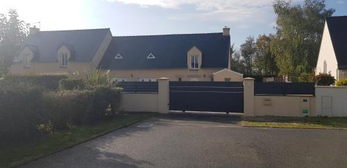 Plumaudan House | Gîte au coeur du pays dinannais