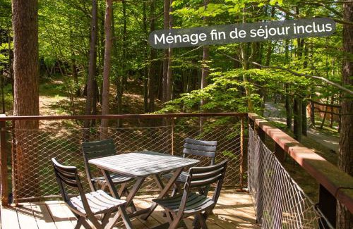 La Bastide-Puylaurent House | Gîte Cabane insolite dans les Cévennes – Les Sous-Bois