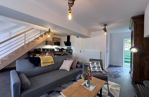 Buxieres-les-Mines Cottage | *Gîte champêtre avec animaux, cheminée, SPA, et randonnées - Proche Cosne d'Allier*