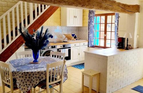 Lesquielles-Saint-Germain House | Gîte charmant au bord de l'eau avec terrasse, cheminée et équipements complets à Lesquielles-St-Germain - FR-1-532-18