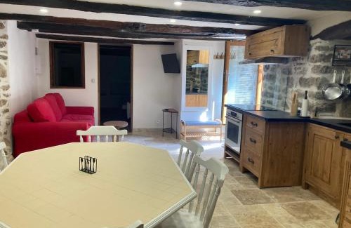 Beaumont Apartment | Gîte dans maison ardéchoise de caractère
