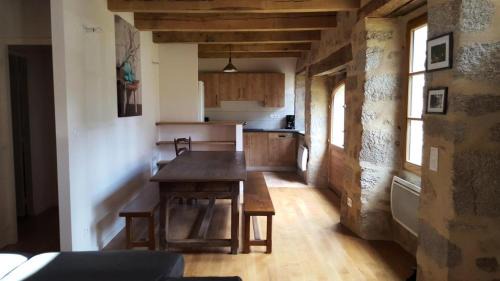 Saint-Angel Apartment | Gîte de France Maison raymond 3 épis - Gîte de France 12 personnes MAE-9804