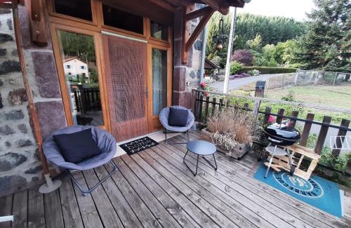 Saint-Julien-des-Chazes Apartment | gîte de Véreuges
