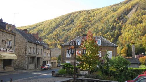 Montherme House | Gîte de vac’s et d’affaires à Monthermé