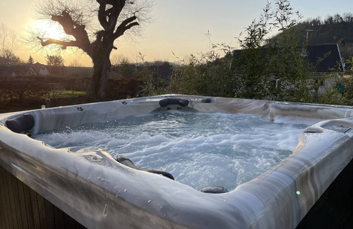 L'Etoile House | Gîte des 5 Cépages Avec Jacuzzi