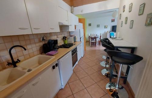 Velle-sur-Moselle House | Gîte des Vignes au calme, 2 ch, terrasse, animaux admis, parking, recharge VE - FR-1-584-164