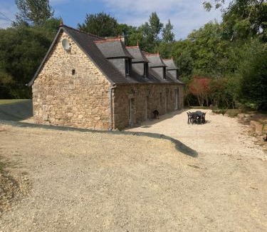 Plounevez-Moedec House | gîte du moulin vert
