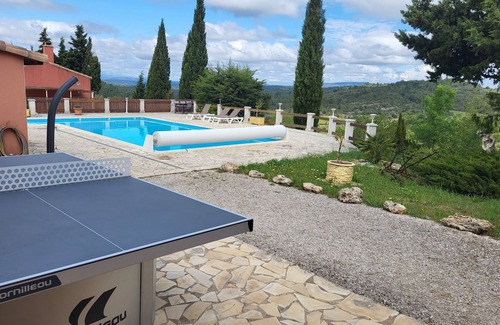 Jonquieres Villa | Gîte du Rocher Pour se Ressourcer en Famille ou Entre Amis en Pays Cathare