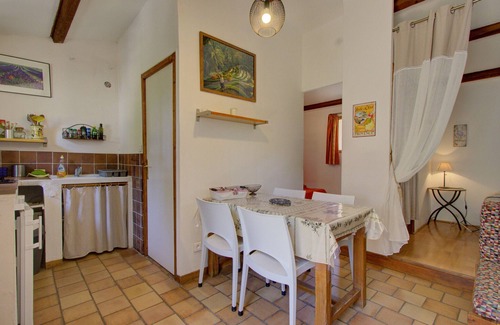 Mirabel-aux-Baronnies Ski Chalet | Gîte Eden, aux Mirabelles, piscine commune