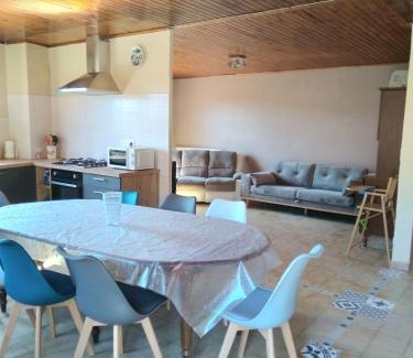 Saint-Haon House | Gîte en pleine campagne