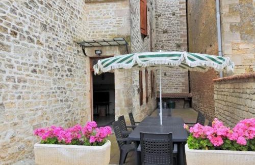 Ferriere-et-Lafolie House | Gîte familial avec cour et terrain clos au cœur de Ferrière-et-Lafolie, proche Mairie et autoroute A5. - FR-1-611-3
