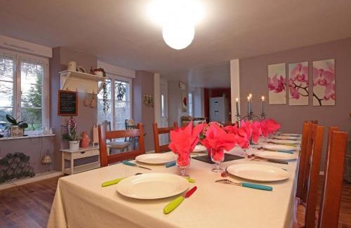 Dompierre House | Gîte familial tout confort avec jeux et jardin, proche voie verte et rivière - FR-1-497-132