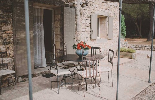 Arpaillargues-et-Aureillac Apartment | Gîte RODIN - Mas de Rey Uzès