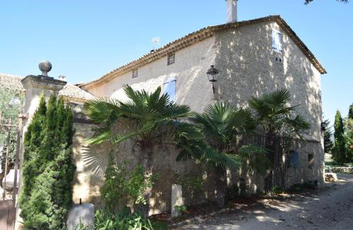 Valensole Apartment | Gîte L'Olivier - La Roseraie du Val'Ensoleillé