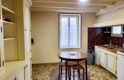 Saint-Laurent-Nouan House | Gîte "La Grande Maison"