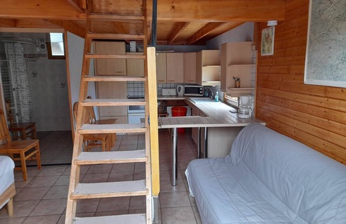 Saint-Flour Apartment | Gîte La K-Bane* 500 m from Gîtes Bon Air