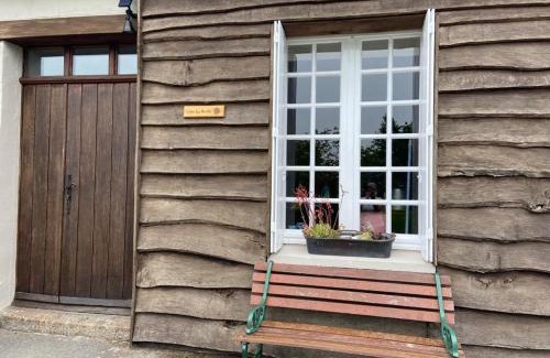 Reffuveille House | Gîte La Roche